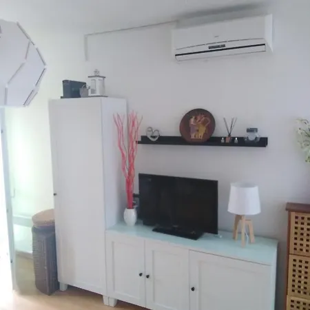 Bujas - Appartement Petrcane