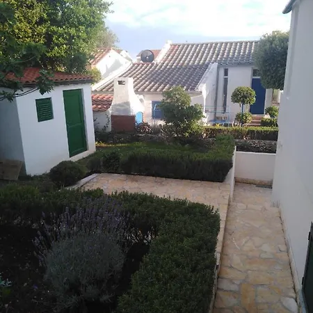 Holiday Bujas - Apartman *